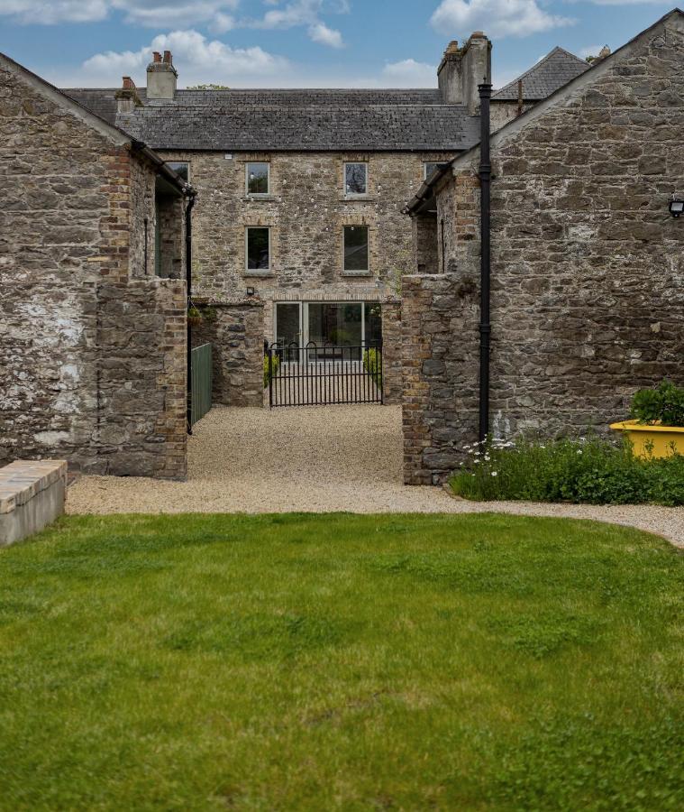 Stay Barrow Blueway - The Stables Monasterevin Kültér fotó
